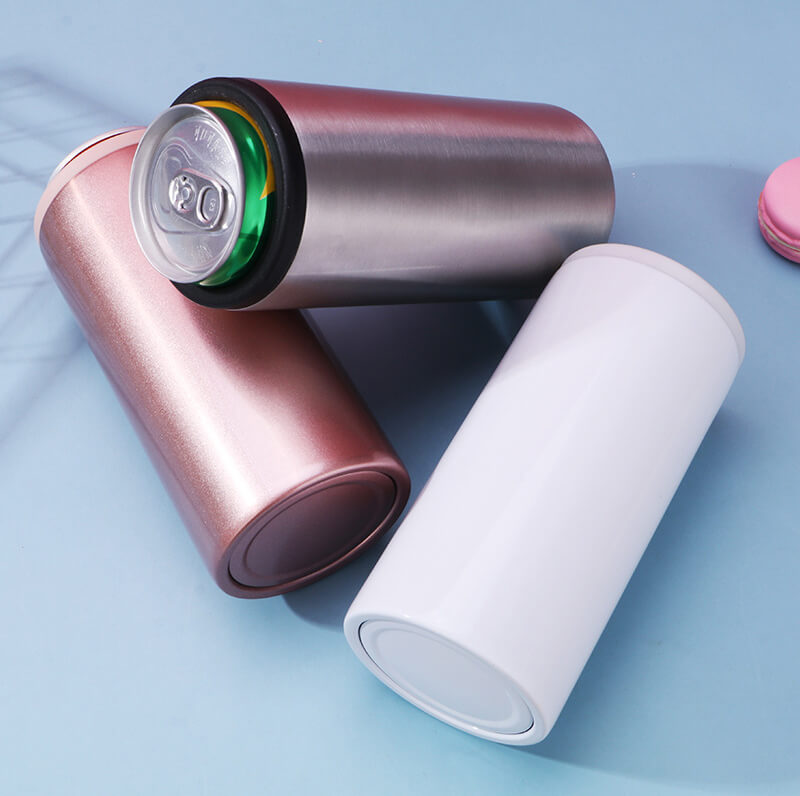 portable beverage cooler with canned drinks